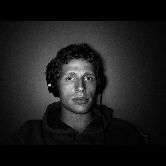 Meet your Posher, Benjamin - Picture 1 of 1